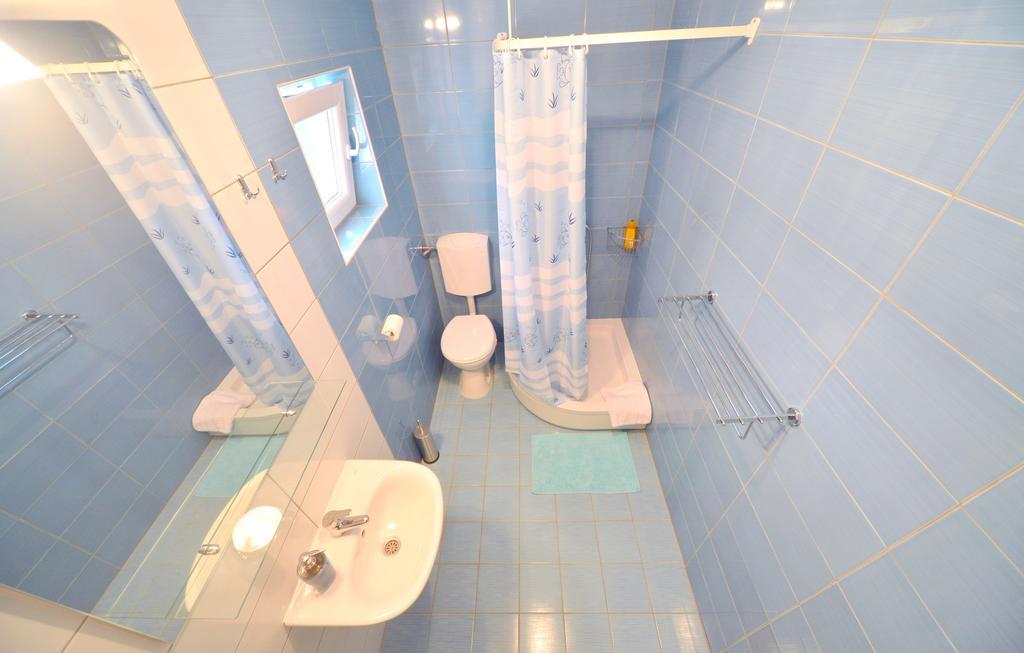 Guest House Rudine 斯诺基 外观 照片